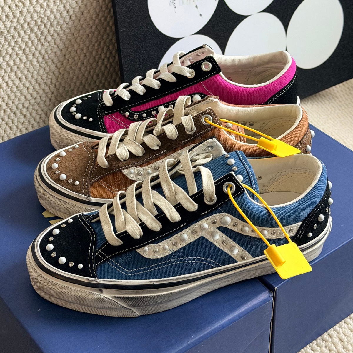designer Pearlized shoes Men Women Luxury Canvas Sneakers Trainers Vintage Sports Skateboard shoes blue Pink White Casual Low slip vansold vansknu k