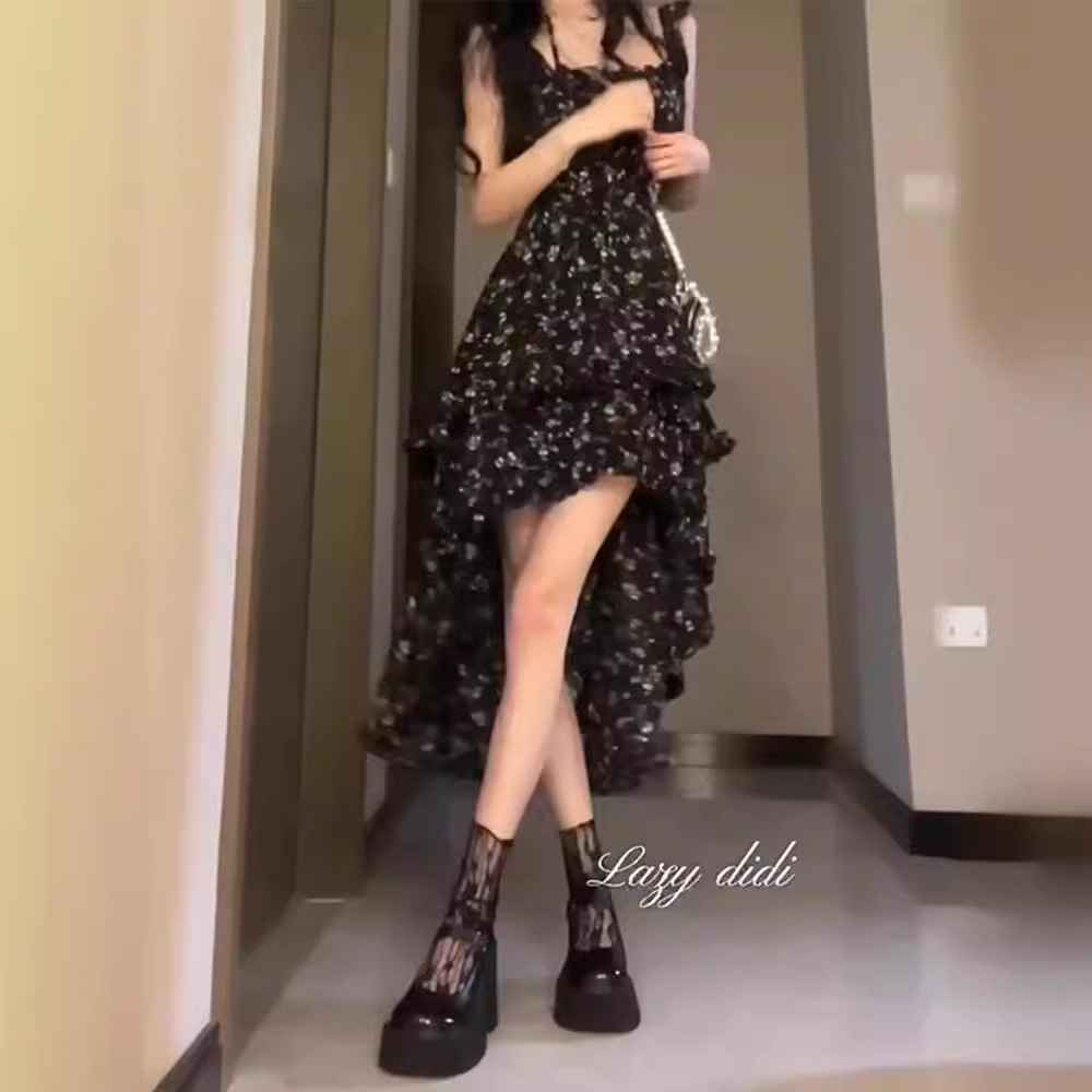 Q0447 summer new fashion floral suspender skirt square collar waist thin irregular design dress