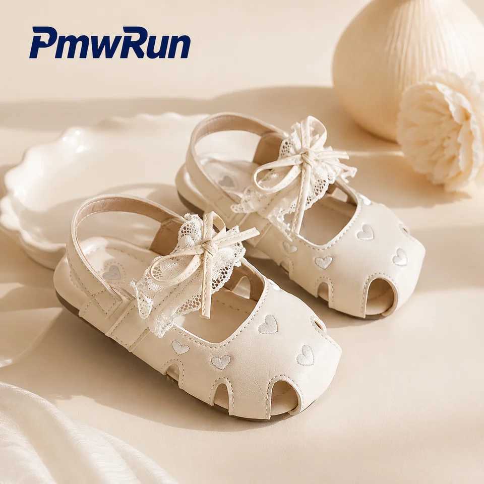 Summer Princess Sandals For Girls Hollow Out Breathable Girls Sandal Korean Style Lace Bow Childrens Summer Barefoot Footwear Y260624Y6B6