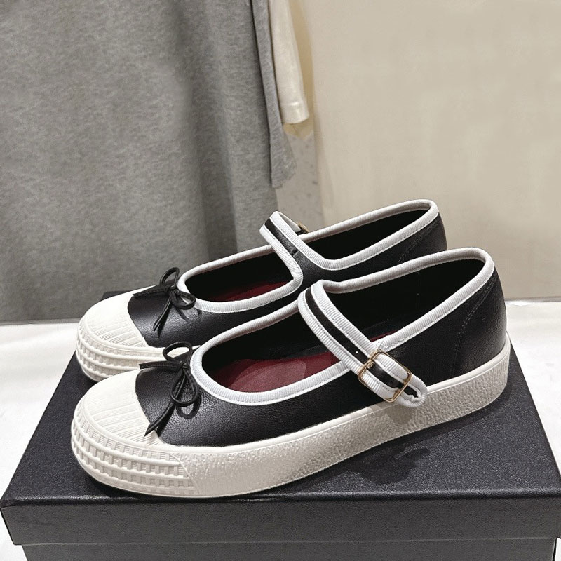 Ladies Mary Jane Womens Ballerinas Designer Buckle Ballerina Classic Fashion Bow Luxury Brand Sheepskin Lining Appliques Adjustable Non Slip Outsole