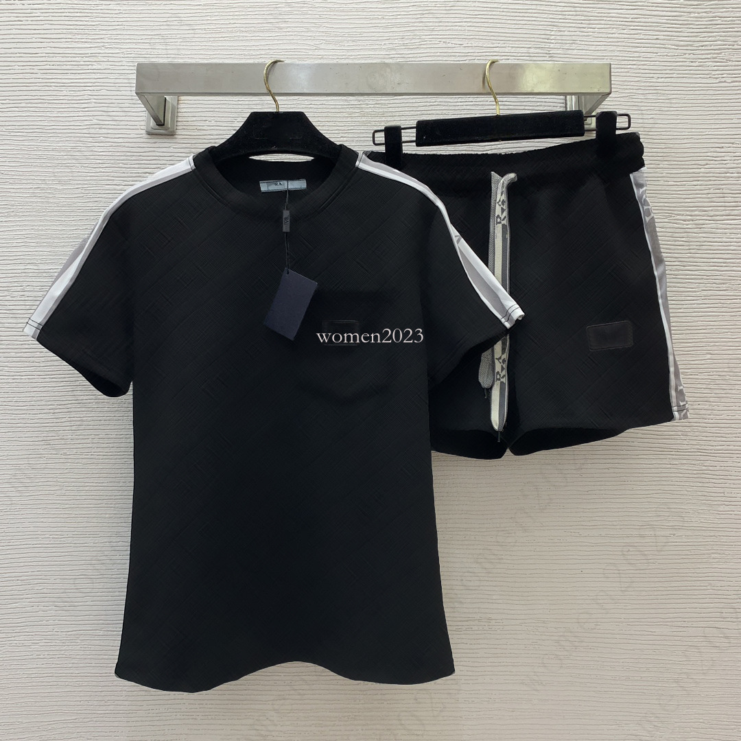 Brand tracksuit pants set designer women tshirt two-piece t shirt pants suit fashion logo casual shorts vacation pants summer 2pcs Jun 25