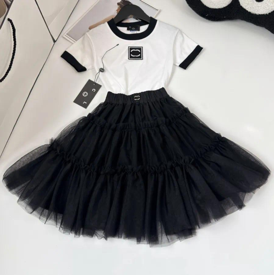 Kids Dress Designer Clothes Girl 2Pcs Outfit Summer Children Short Sleeve Cotton T Shirt and Tulle Long Skirt Toddler Teen Girls Princess Dress Outf