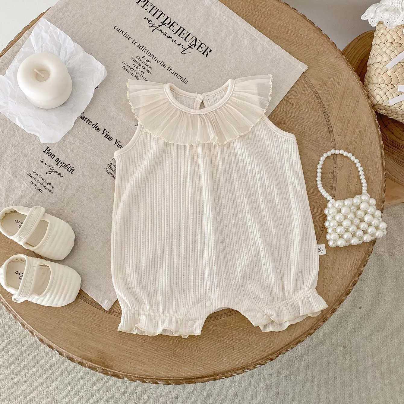 Ins summer baby solid color lace sleeveless jumpsuit baby girl cute and comfortable vest jumpsuit for outdoor wear Y260625VLRZ