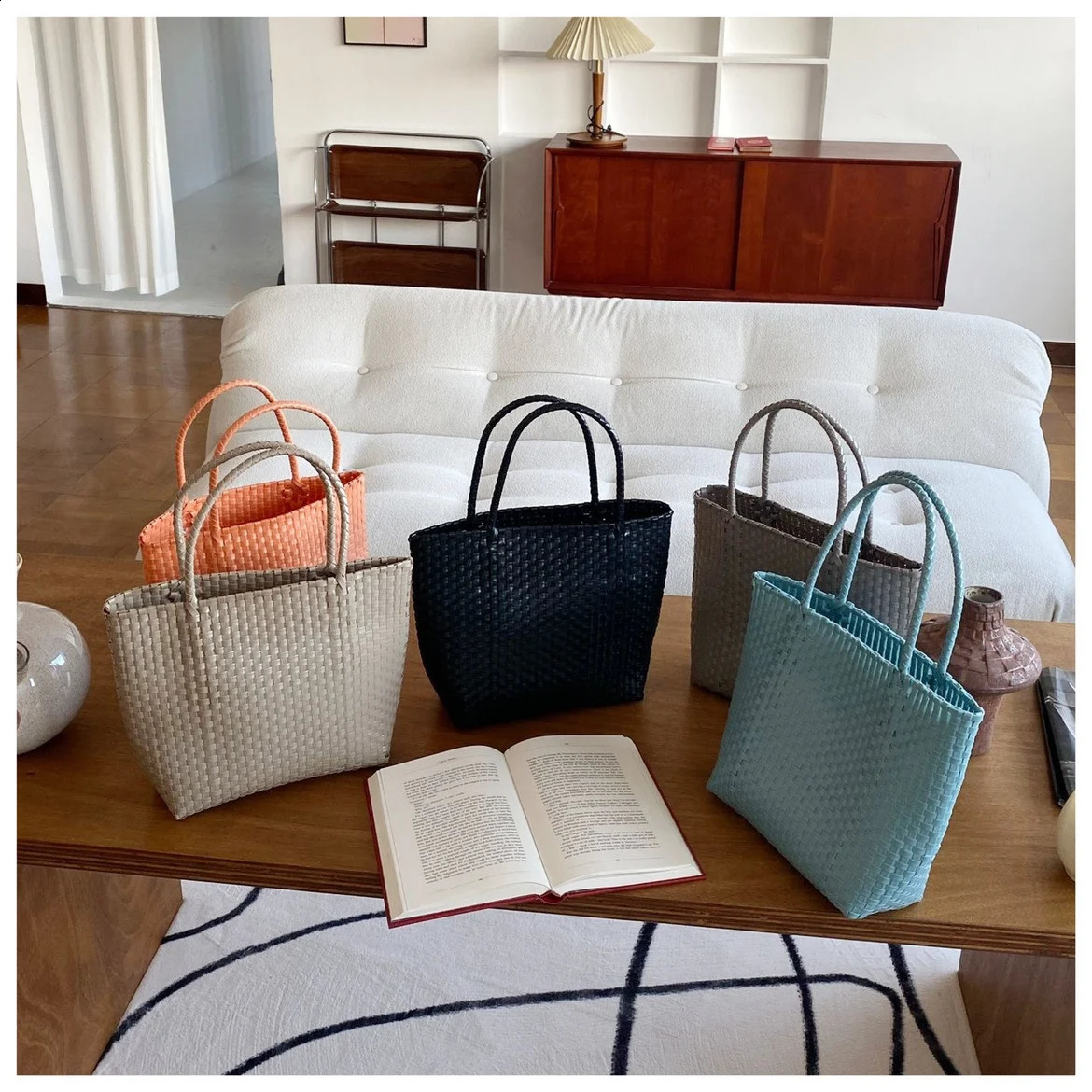 Ins Style Handmade Woven Bag Handheld Vegetable Basket Bag Fashion Versatile Large Capacity Beach Bag Straw Bag 260625