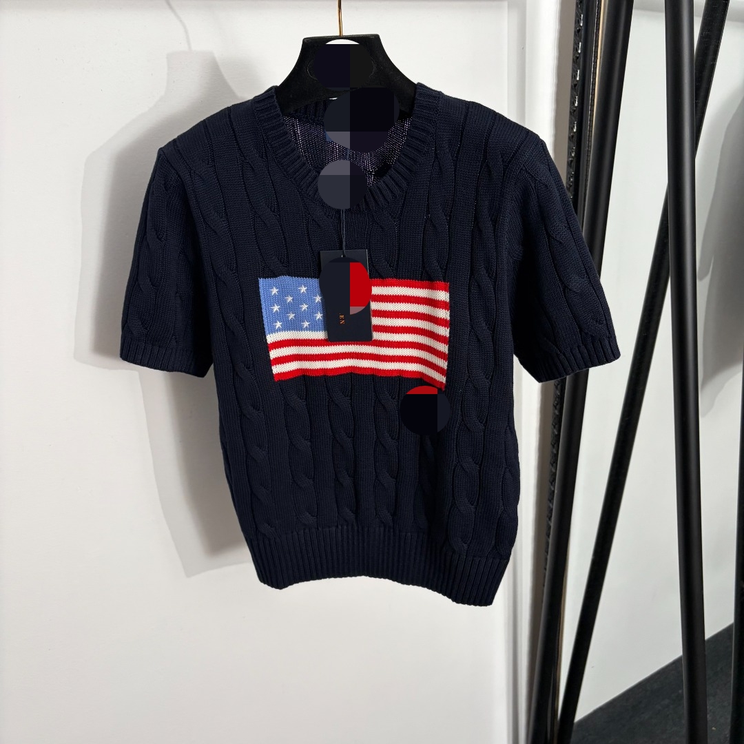 20264871 - 2026 new pullover short-sleeved cable-knit sweater, in white, orange, yellow, red, green, and navy blue.