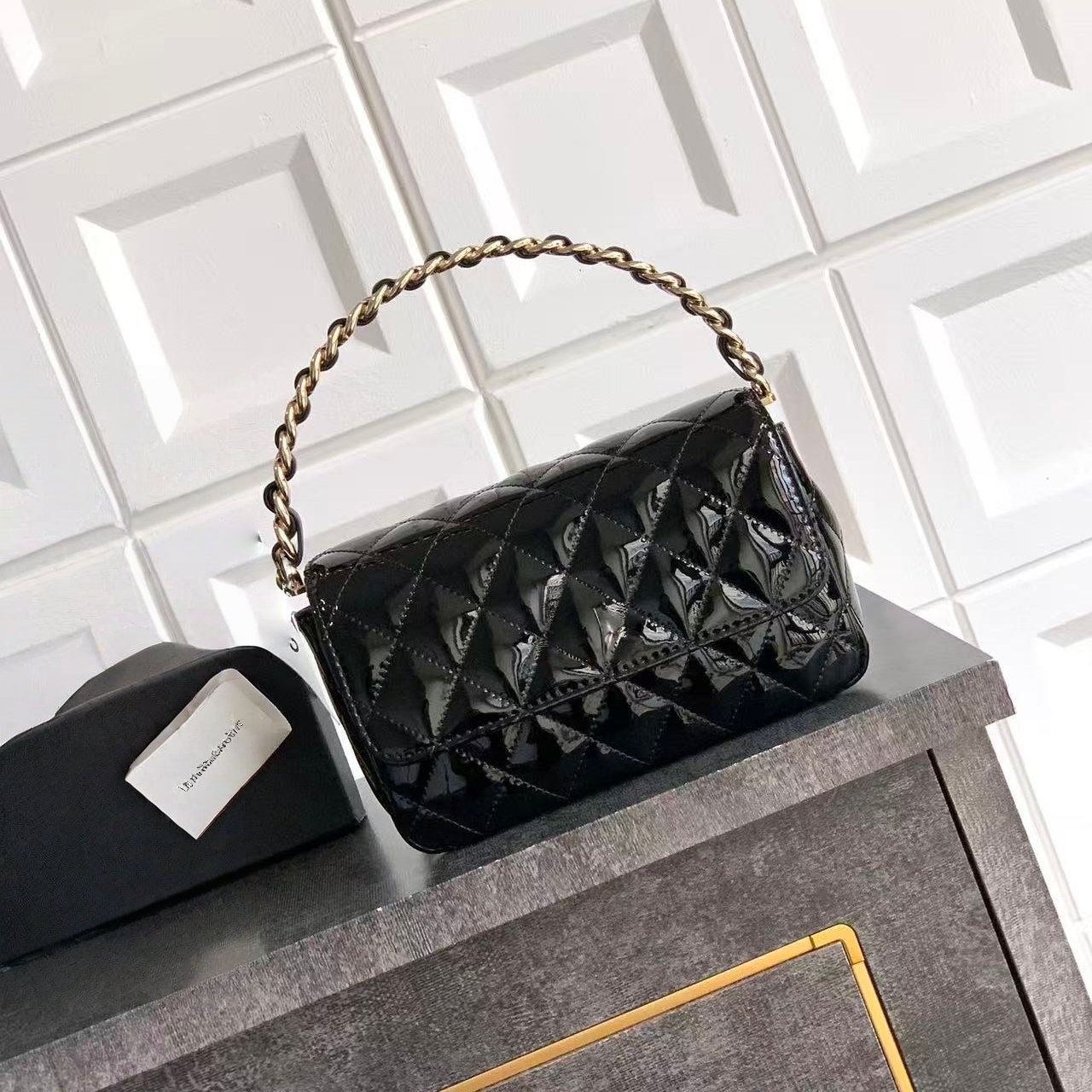 10A Luxurys handbags 19cm Handheld evening bag Patent leather Box bag Free shipping on gift boxes Fashion Bags bags designer women bag small tote ba