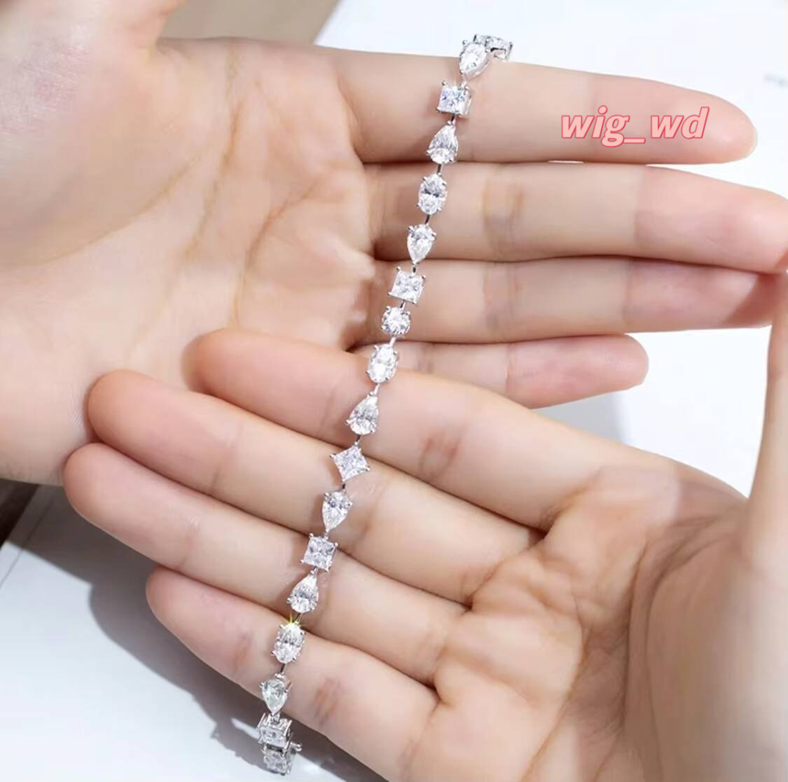Hot Selling 10K 14K 18K Solid Gold Fancy Cutting Lab Grown Tennis Bracelet IGI Certified Unisex Best Price Fine Diamond