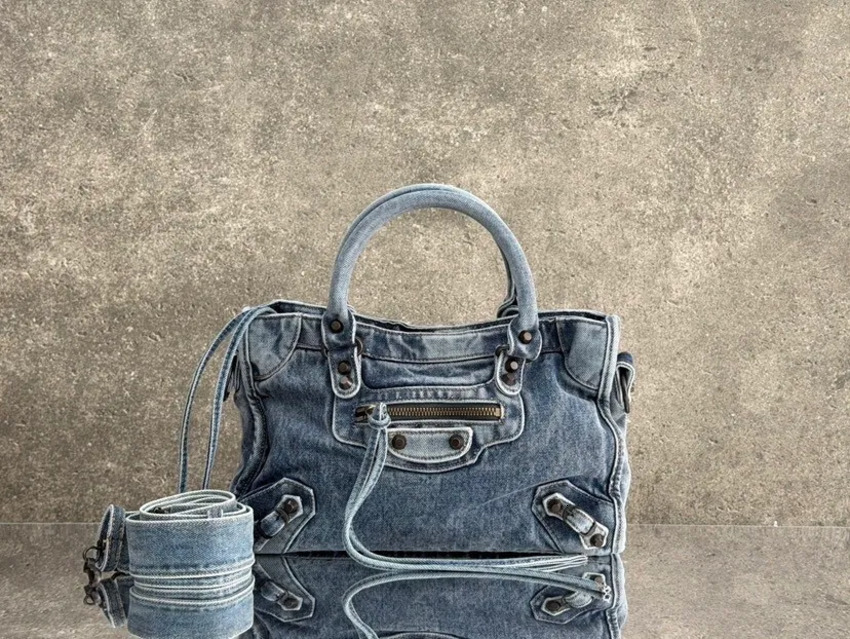 Women's Retro Washed Denim Studded Motorcycle Crossbody Shoulder Tote Bag Casual Fashion Handbag maquillaje For Daily Trave 003