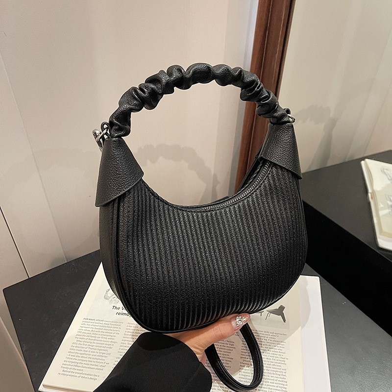 Bestseller Women's foreign trade underarm 2026 winter new fashion versatile handbag elegant high-end shoulder crossbody bag