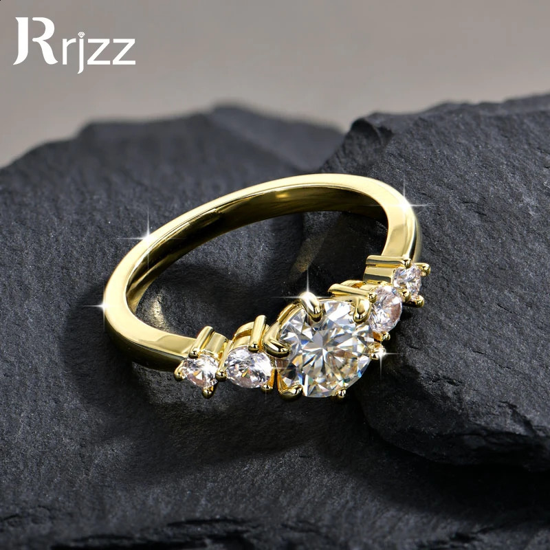 Rrjzz 1CT D Color VVS1 Round Cut Lab Diamond Engagement Ring with GRA 14k Gold Plated Women Wedding Ring 260618