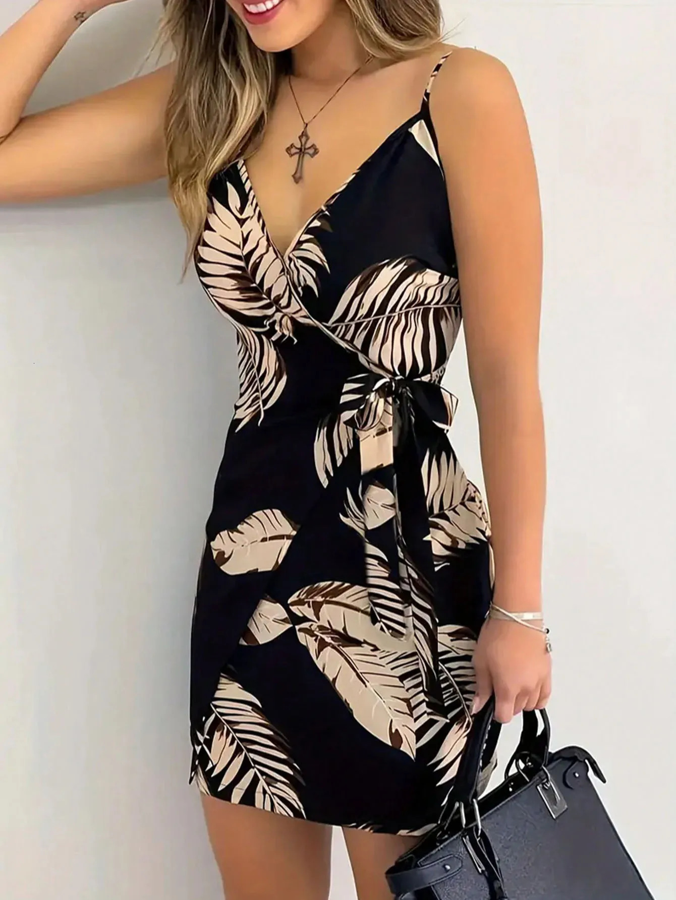 Womens Floral Print Spaghetti Strap Mini Dress Casual TieFront Detail Comfortable Fit for Wear Summe 260624