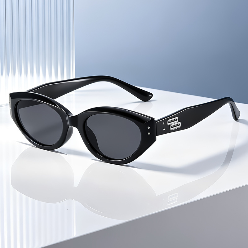 2026 New Cat-Eye For Women High-End Face-Slimming Sunglasses Street Style UV Protection Sunglasses