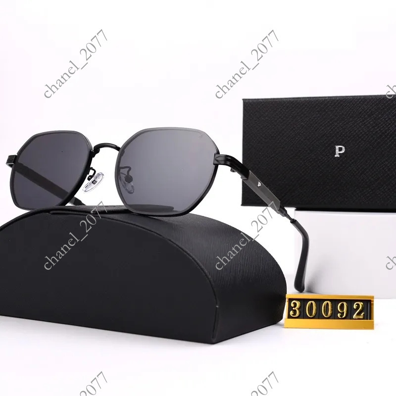 Designer Sunglasses Mens Womens Brand luxury Metal Frame Polarized Classic black vintage summer Outdoor shades eyeglasses with box 04c4