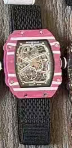 Designer Men Skeleton Quartz Watch Butterfly Hollow Carbon Fiber Water Resistant Casual Wristwatch