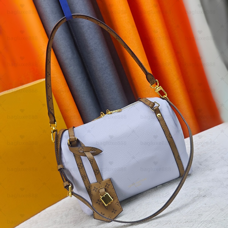 10A Designer Bag Express keepall 26 Womens Luxurys Shoulder Crossbody Bag Genuine Leather handbag travel luggage bags for man Outdoor Packs Purse M2
