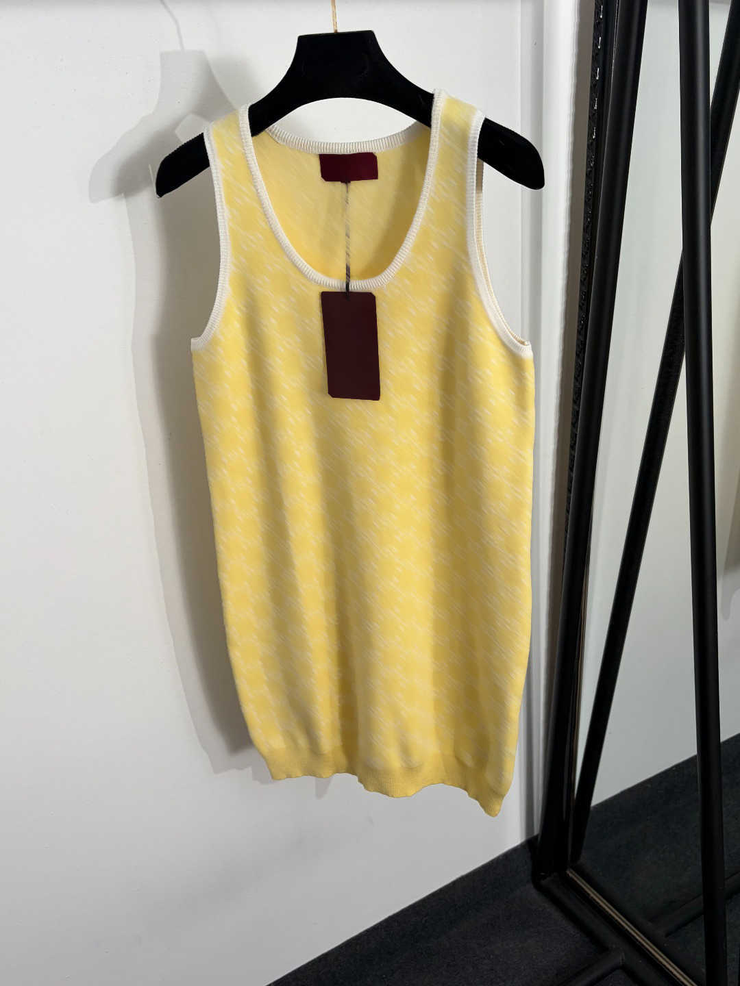 Women Casual Dress Designer Summer Luxury Womens Clothing Sleeveless Letter Logo Dresses Beach Vacation Wear S everyday L Ladies Basic