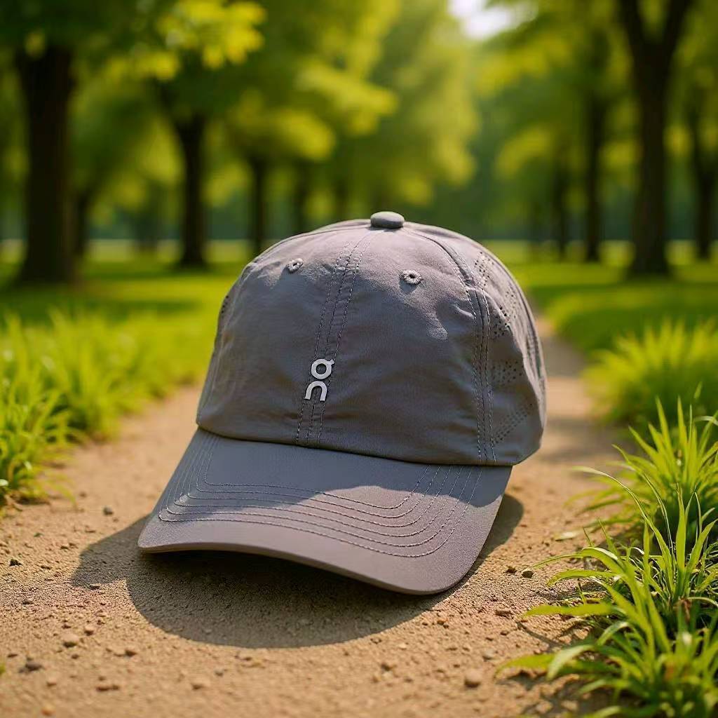 Spring and summer baseball cap, versatile solid color trendy brand, quick-dry duckbill cap for outdoor running, hiking, and sun protection for women