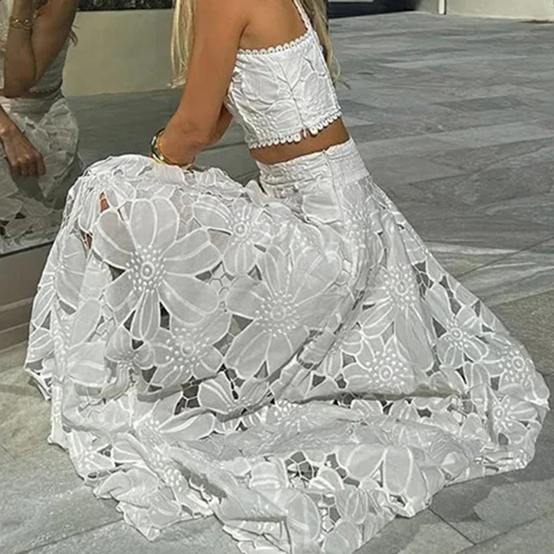 Spring Summer Holiday Boho Backless Dress Women Sexy Halter Sleeveless Maxi Dress 2026 Fashion Embroidery Lace Beach Dress 260625