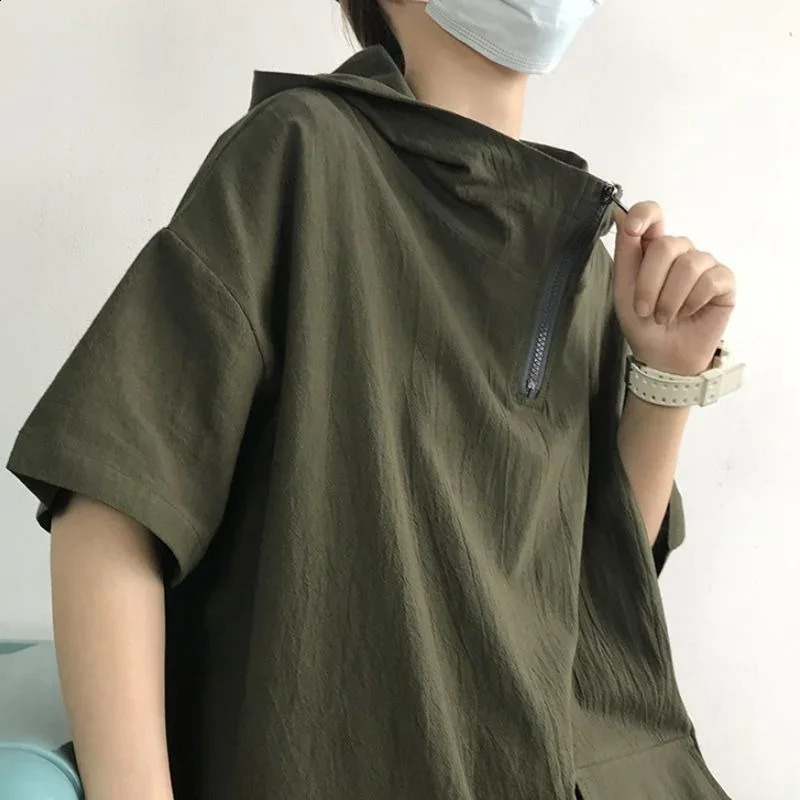 Summer Mens Vintage Short Sleeve Hooded TShirt Pocket Half Zip Cargo Tee Tops Solid Color Y2K Streetwear Pullover Tshirts 260624