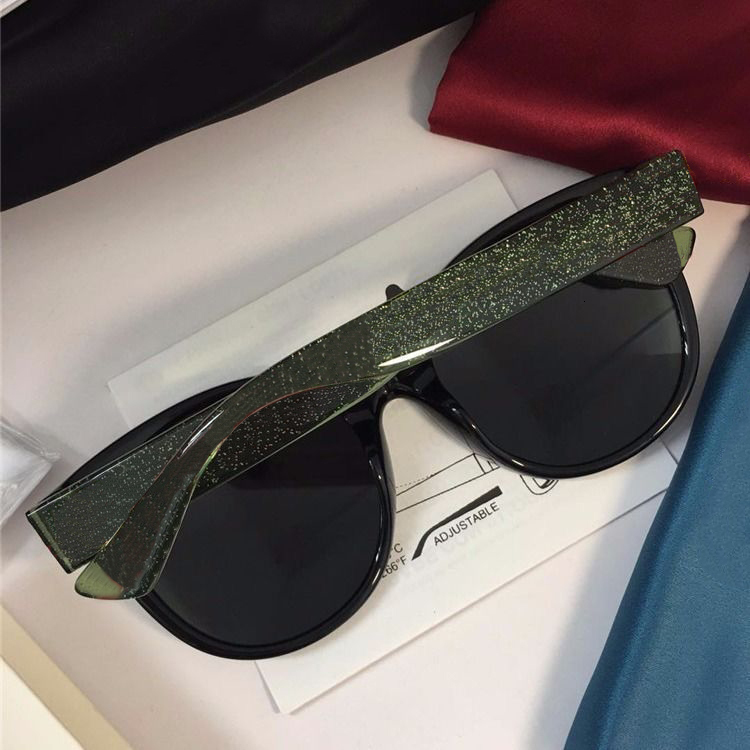 Womens Mens Summer Sunglass Bee Pattern Fashion Color Matching with Metal Letters Sunglasses 1 Set Package 5 Styles Optionals