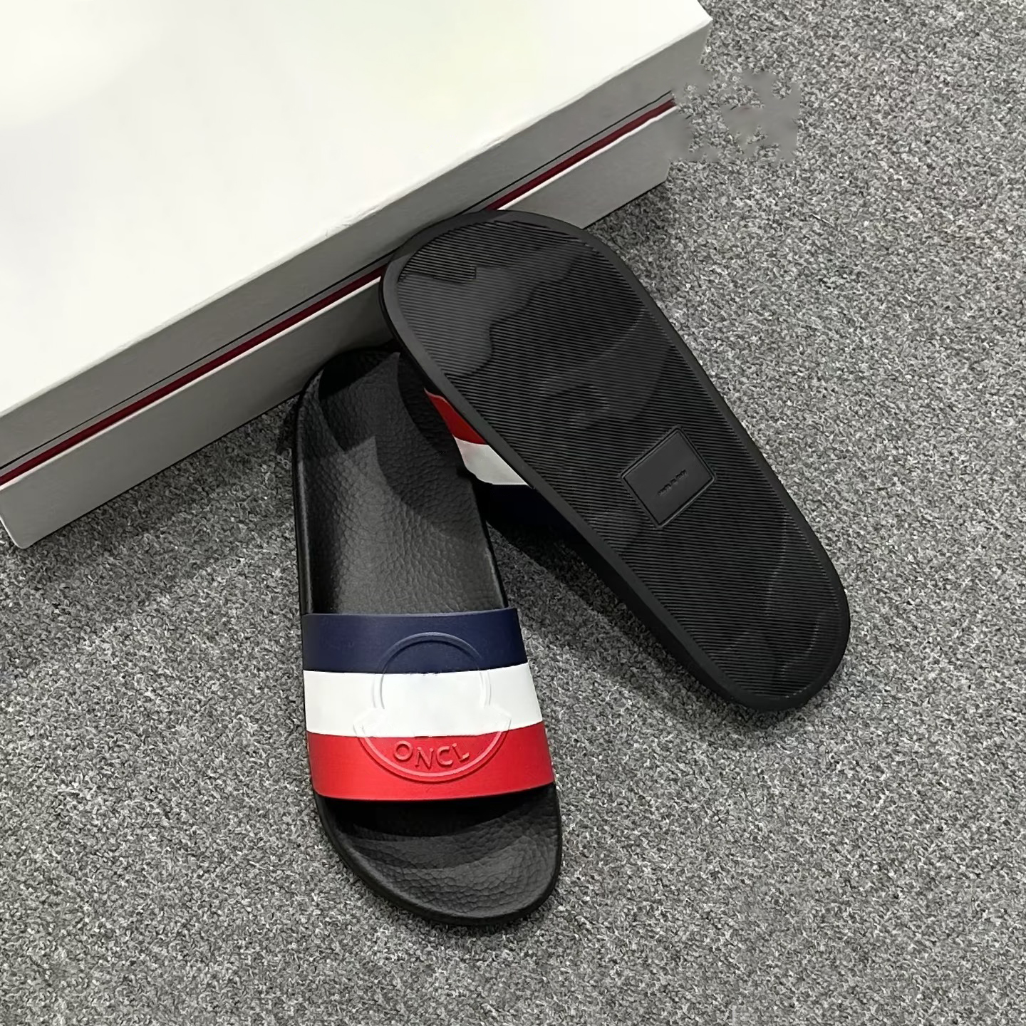 Brand luxury sandal men open toe slippers sandale Mules Flip flop Beach pool Flat Home Rubber shoe Outdoor slide women Designer sandals Top quality