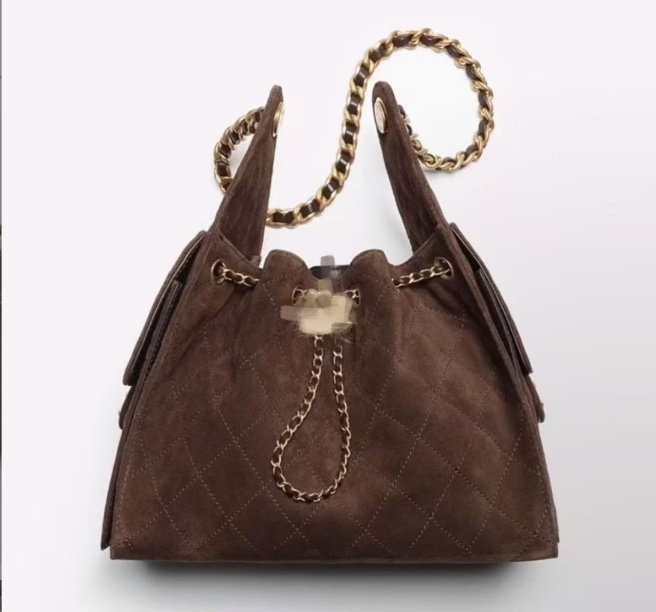 CC Designer bag Trendy New High-quality 25c diamond-shaped women's wandering bag drawstring chain bucket bag light and casual underarm bag