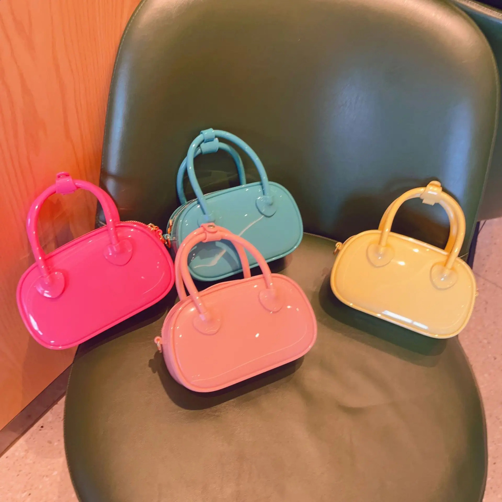 Waterproof Summer PVC Jelly Bag Shoulder Colorful Korean Style Women Handbag Portable Storage Mini Crossbody Bags Girls Gift 260625