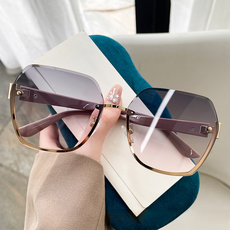 New Women's Designer Round Frame Small Fragrant Luxury Women's Sunglasses Women's Box Sunglasses Personalized Internet Celebrity UV P