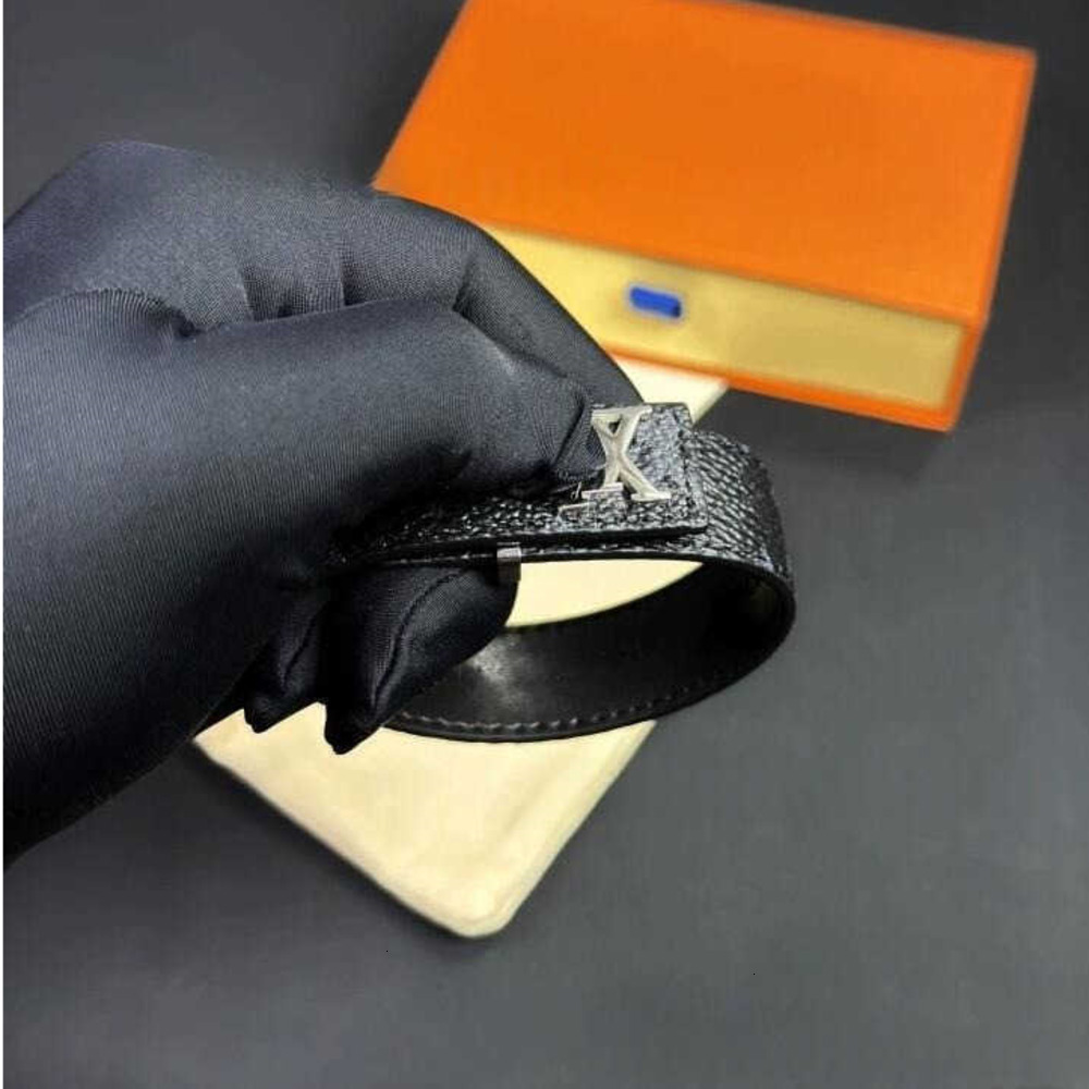 Bangle designer With box bracelets for men black leather bangle bracelet fashionable luxury jewelry plated silver letter buckle charm bracelets high