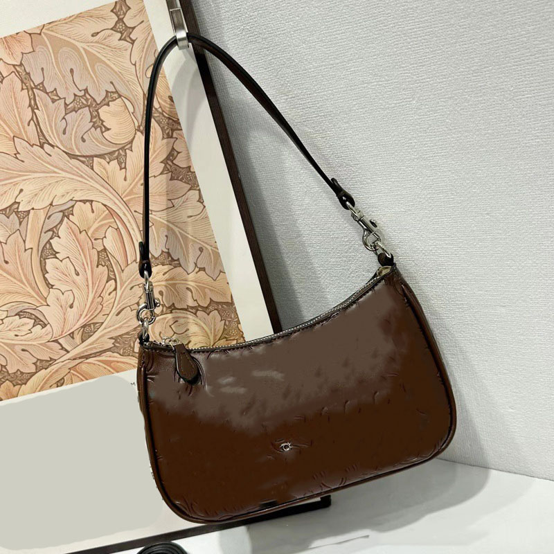 Designer2026 Tendances fourre-tout sac à main sacs de plage de luxe de haute qualité fête à la mode été moyen sac à main pour les femmes
