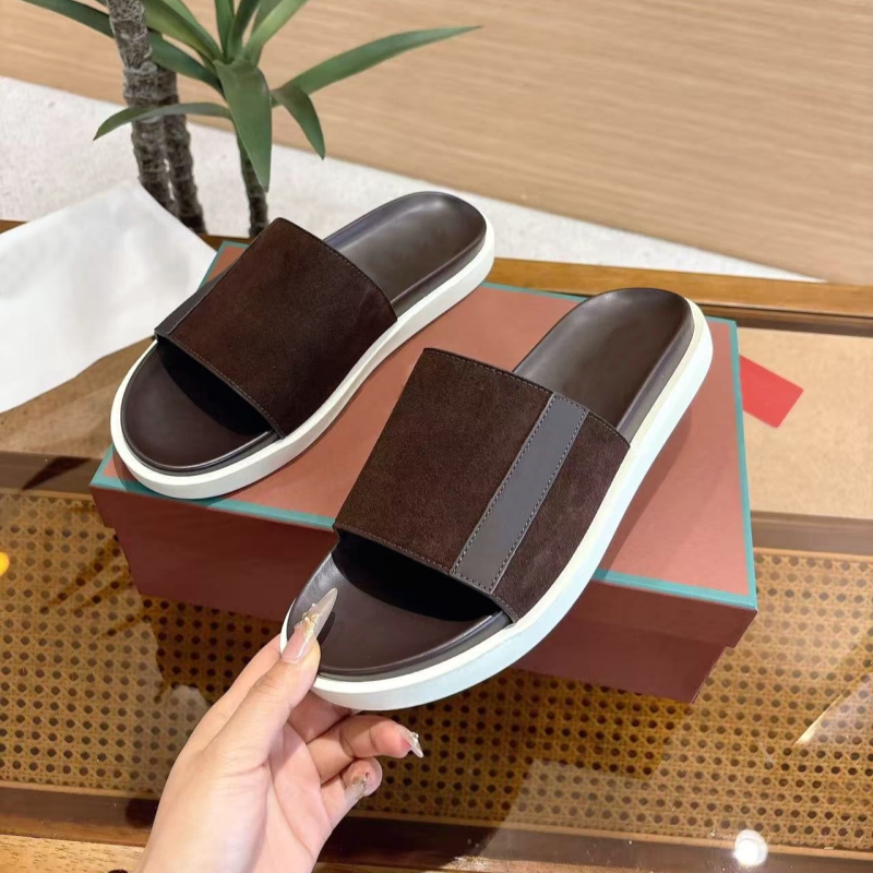 Luxury Designer Men's Leather Casual Flat Slippers Summer Fashion Slide Sandals Hotel Soft Bottom Slide High Quality Beach Lace Box