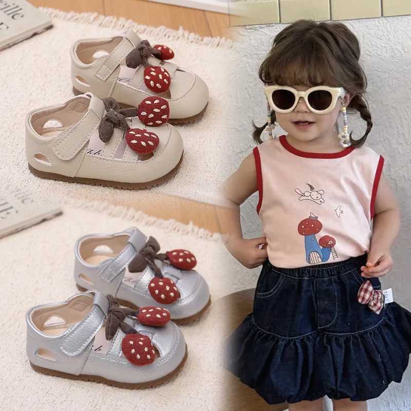 Korean Style Summer Sandals For Girls PU Leather Trend Fashion Girls Princess Sandals Hollow Out Breathable Kids Summer Shoes Y260626A1SY