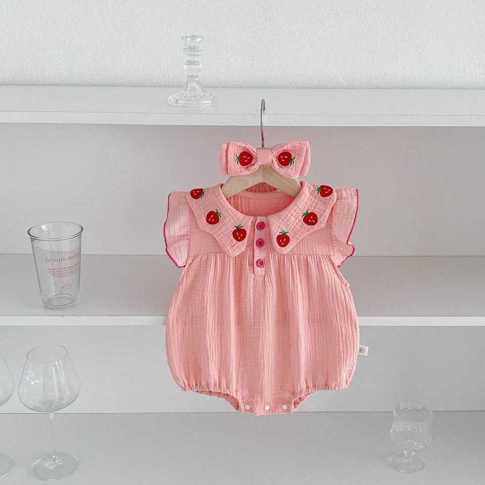Korean Style Summer Baby Girl Comfortable and Cute Strawberry Lapel Jumpsuit Baby Girl Flying Sleeve Fashion Jumpsuit with Bow Hair Accessory Y26062