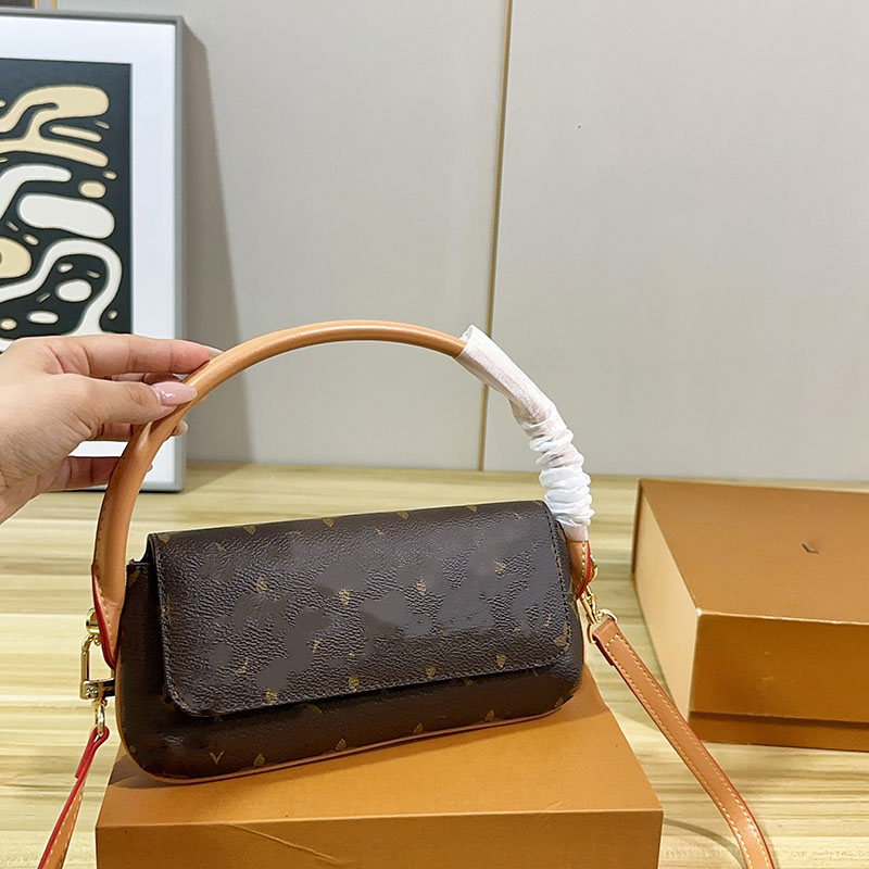 Sacs à bandoulière de luxe Sac à main texturé doux polyvalent pour les déplacements sac à bandoulière pour femmes 2026 Nouveau sac à main floral