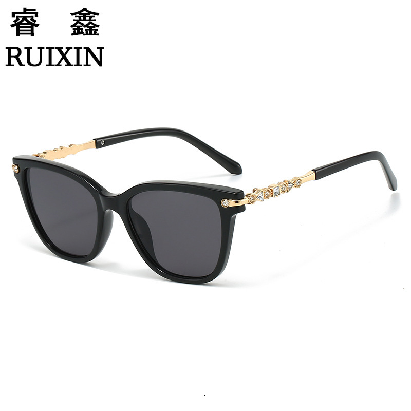 Luxury Brand Designer Sunglasses 2025 New European And American Cat-Eye Sunglasses, Personalized Luxurious Diamond-Embellished Women's Glasses,