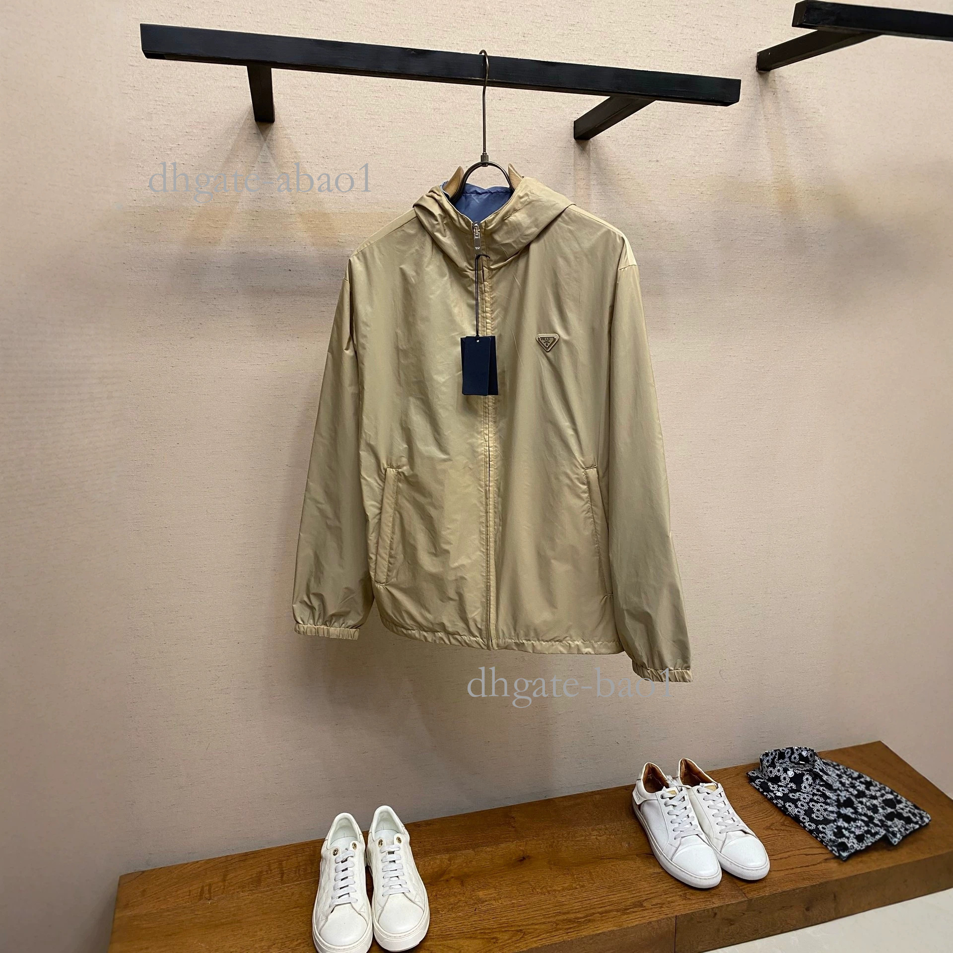 Designer 2026 New Double-Sided Jacket With Triangle Logo b3f5