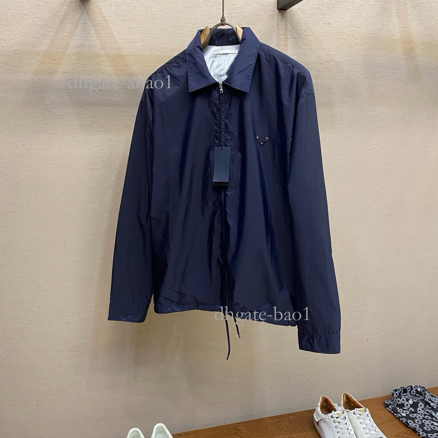 Designer Casual Fashion Men's Lightweight Zipper Jacket With Triangle Logo On The Chest 4c84