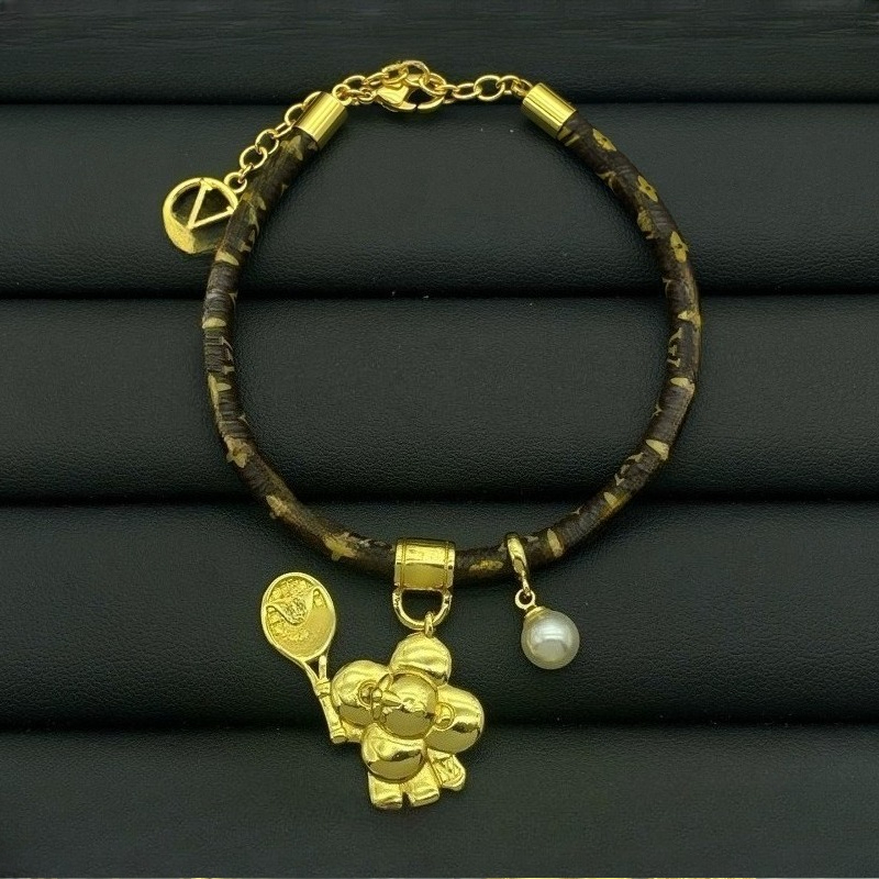 Luxurious and Fashionable Jewelry Bracelet Designer Classic Bracelet Jewelry Personalized Letter shaped Bracelet-image-1112225358