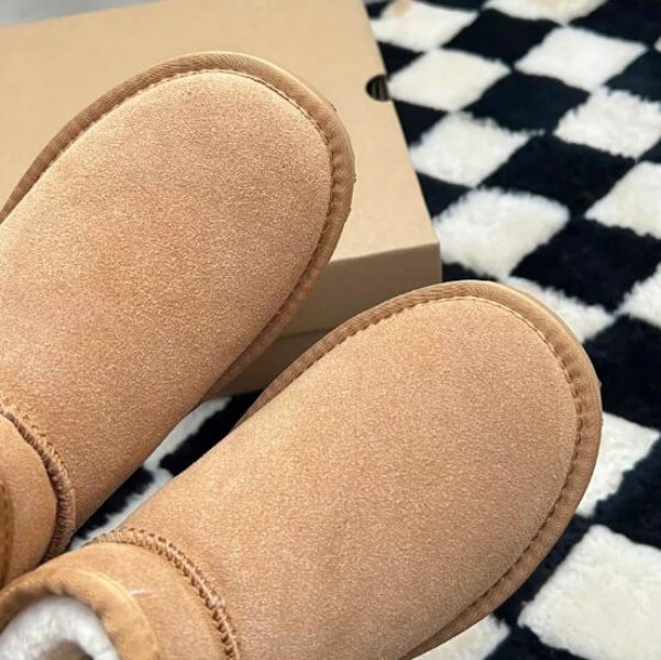 MEOD Slippers Designer Shoes Platform Slides Snow Boots Women Womens Chestnut Wool Slides Fluffy Leather Slider Ultra Mini Best Quality Ship with bo