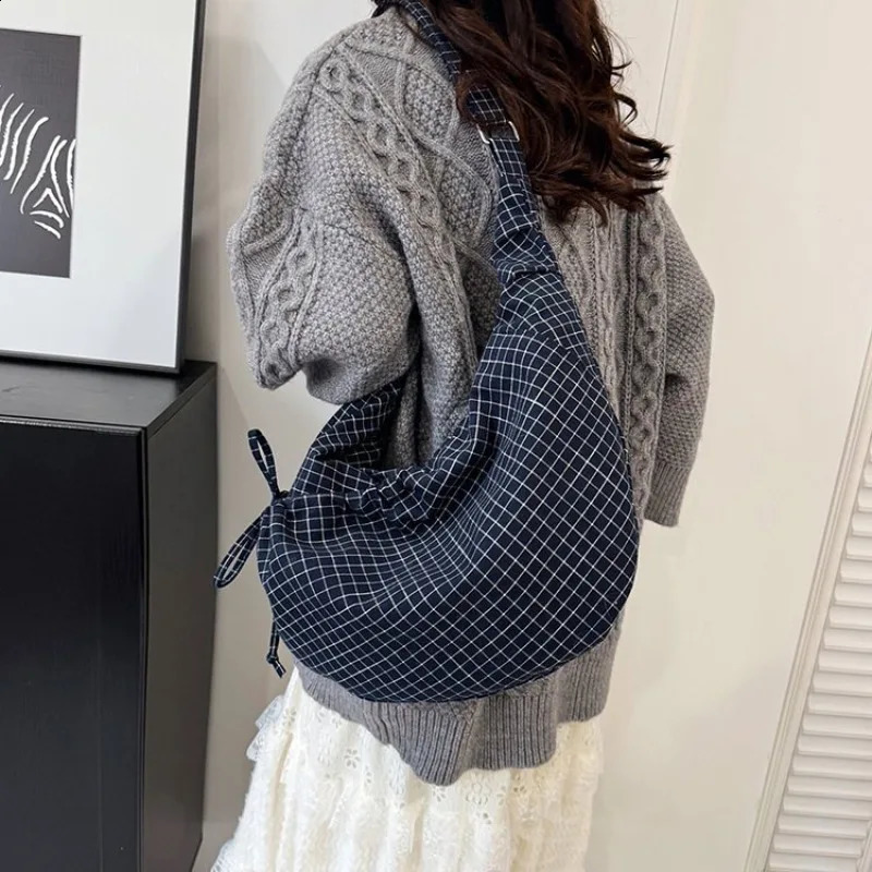 Korean Ins Lazy Style Cow Horn Bag Large Capacity Canvas Bag Pleated Plaid Commuting Shoulder Crossbody Bag for Women 260625