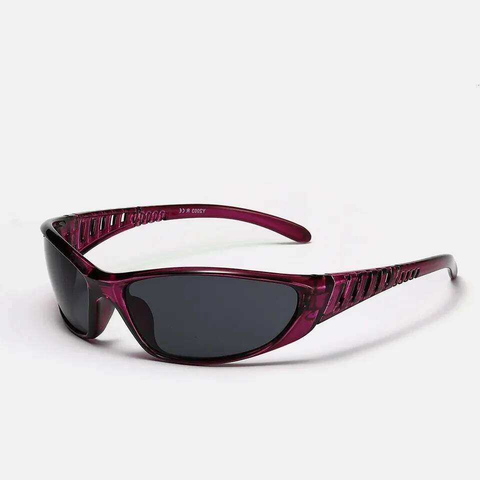 2025 New Silver SPORT Sunglasses Men Women Retro Punk Cycling Trendy Sun Glasses For Male Shades Goggle Outdoor Y2K 26Y0626