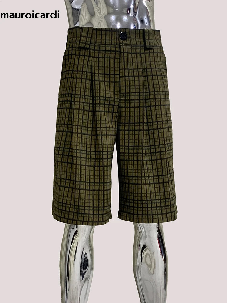 Mauroicardi Spring Summer Casual Colorful Plaid Gingham Straight Shorts for Men High Waist CalfLength Pants Emo Clothes 2025 260610