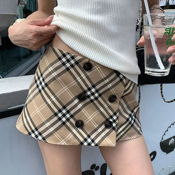 Spring and Autumn Atype khaki plaid skirt womens temperament girl low waist sexy slim 260626