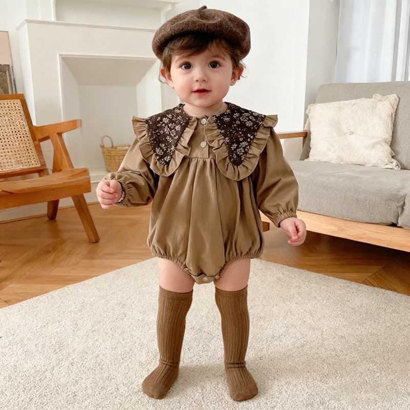2026 New Spring Kids Baby Girl Cotton Jumpsuit Long Sleeved Retro Lapel Bodysuit Newborn Baby Girl Princess 0-24M Brown Clothes Y260625CSUN