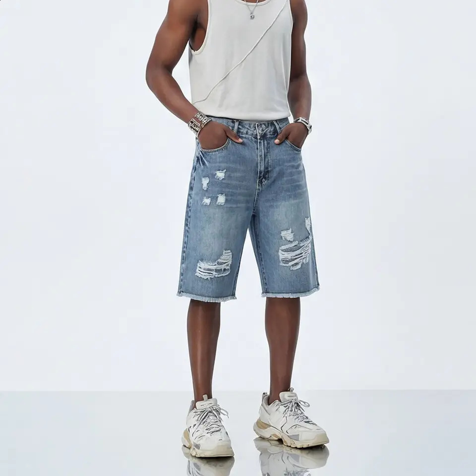 2026 mens plus size summer denim shorts with holes trendy cropped shorts American retro high street loose denim shorts 260625