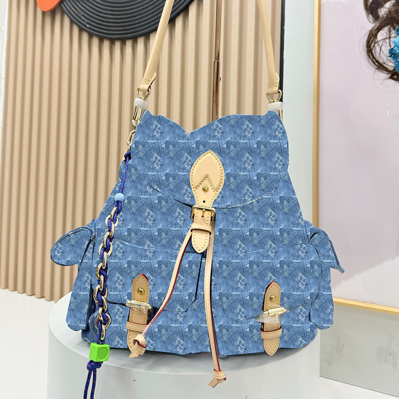 Vintage Shoulders Bag For Women Full Letters Print Casual Backpack College Style Versatile Classic School Bags
