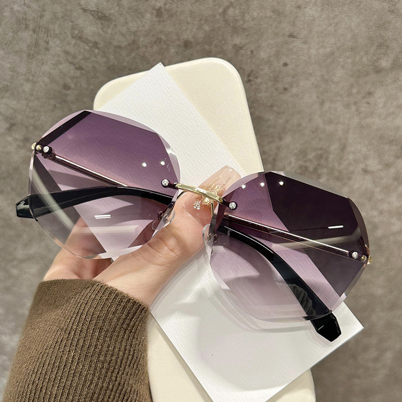 2026 Designer's New Personalized And Trendy Frameless Cut Edge Sunglasses For Women With A High-end Feel And A Small Face Korean Version Retro