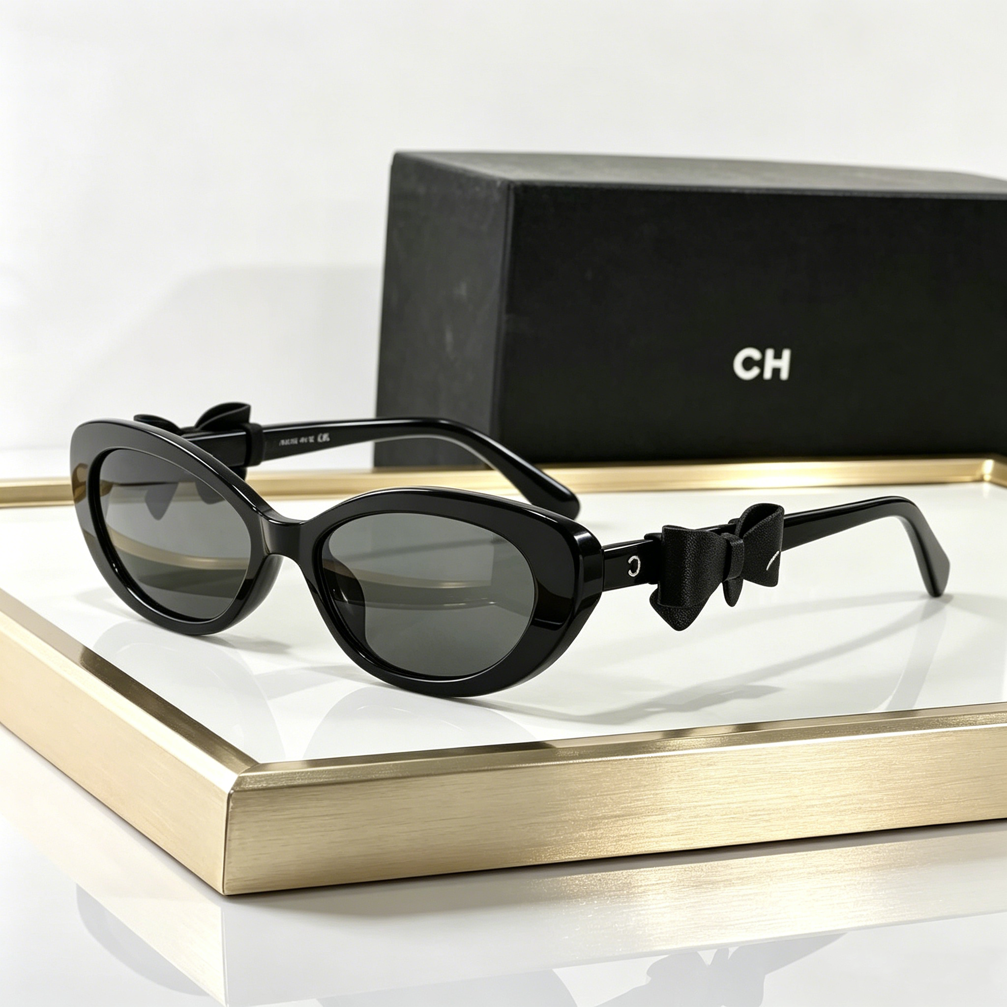 Designer Cat Eye Sunglasses for Women Men Classic Minimalist Luxury Polarized UV Resistant Driving and Travel Glasses