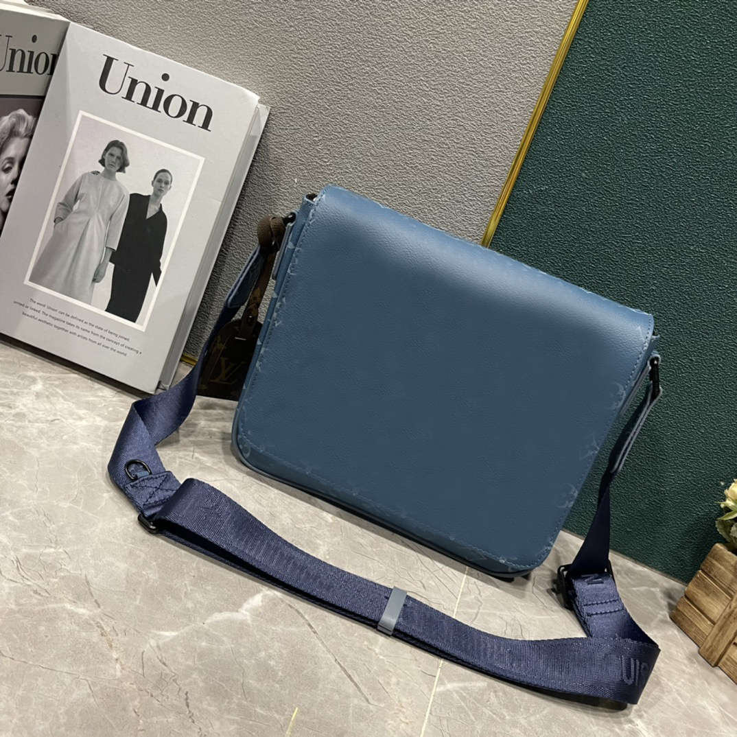 Designer Men's Black Monogram Printed Messenger Bag Adjustable Strap Crossbody Shoulder Bag Business Office Briefcase Daily Travel Casual Satch