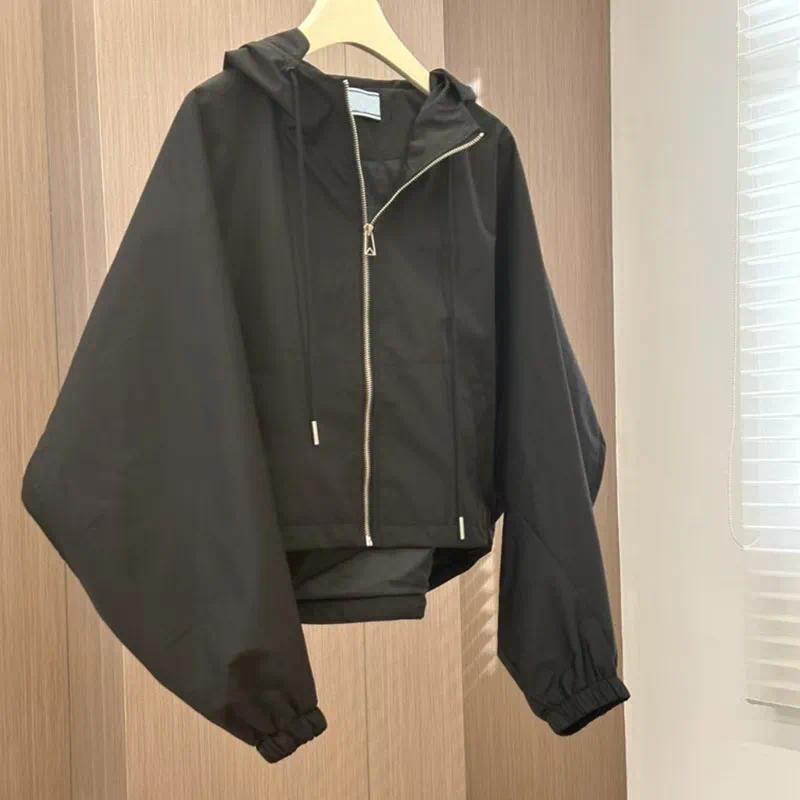 High quality women designer trench coats fashion women jackets hooded irregular triangle logo spring windproof outdoor casual loose thin womens wind
